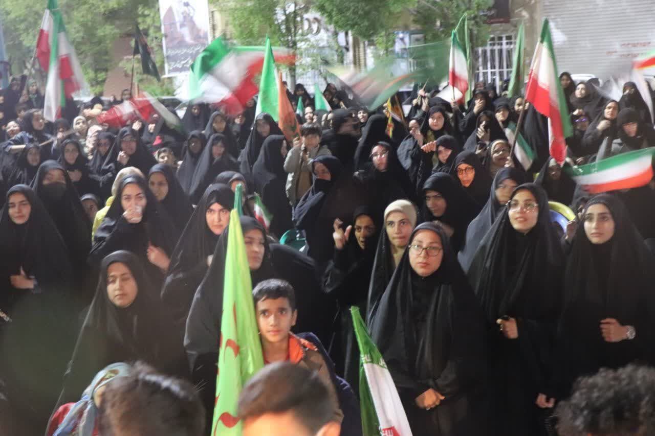 سی‌‌و چهارمین اجتماع بزرگ شبانه مردم ابرکوه