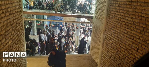 نماز باشکوه فطر در شهرکرد 