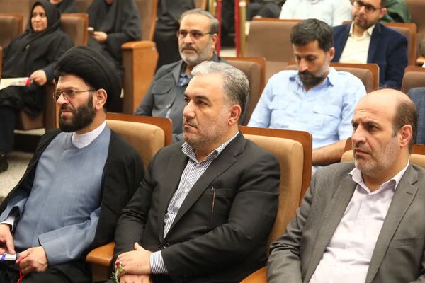 آیین تقدیر از معلمان نمونه استان قم