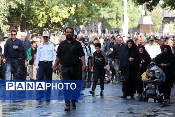 مراغه میزبان جاماندگان اربعین حسینی؛ پیاده‌روی «حرم تا حرم»