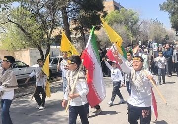 دهه نودی‌های زرقانی با حضور خود دراهپیمایی قدس به ندای رهبر لبیک گفتند 