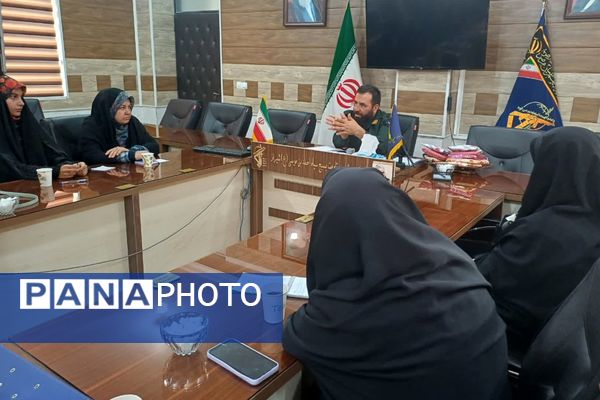 نشست هم‌اندیشی بسیجیان فعال در راستای وعده صادق ۲