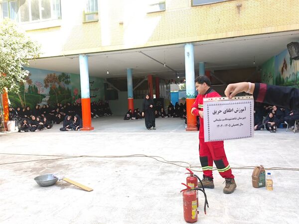 آتش‌نشان نماد عشق و جوانمردی