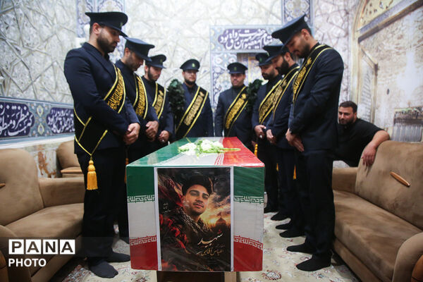 وداع با پیکر مطهر شهید عباس آقایی در قم