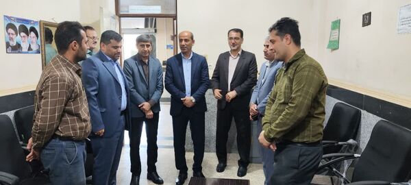 بازدید فرماندار دشتی از بخش‌های مختلف مدیریت آموزش و پرورش شهرستان دشتی