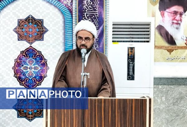 زمزمه دعای عرفه در پارسیان