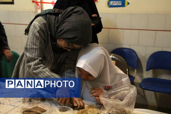 نمایشگاه دستاوردهای دانش‌آموزان استثنایی یزد