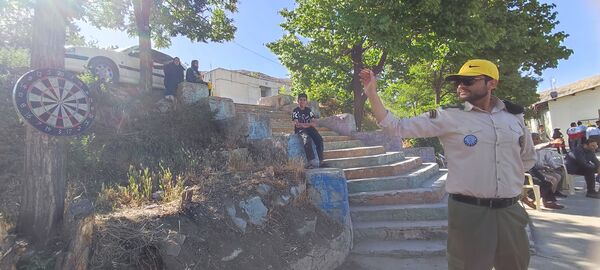 برگزاری مسابقات دارت در اردوی یک روزه مربیان پیشتاز سدبارزو شهرستان شیروان