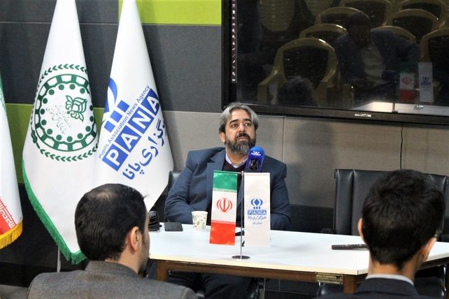 نشست صمیمی «محمد عکاف» با مدیران روابط عمومی نواحی آموزش و پرورش قم