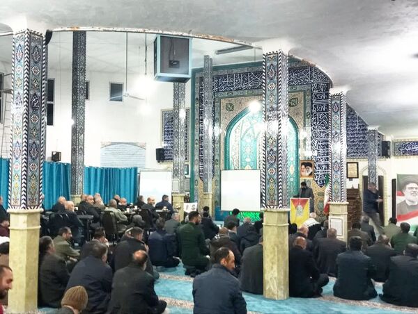 برگزاری مراسم شهرستانی به‌مناسبت تدفین شهیدان نصرالله و صفی‌الدین در شهرستان فیروزکوه