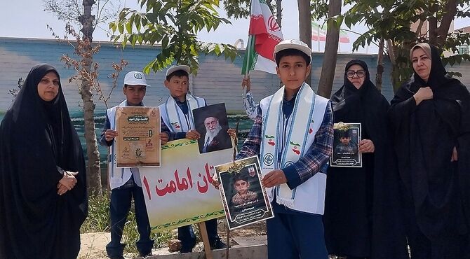 استقبال دانش‌آموزان دبستان امامت باقرشهر از پویش "نهال امید"