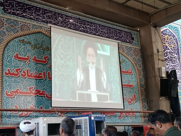 نماز  عبادی ـ سیاسی جمعه  در دهه دوم صفر در نیشابور 