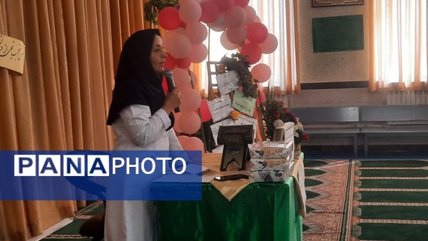 انتخابات اعضای انجمن اولیا و مربیان دبستان شهید رجبی۲ ناحیه ۶