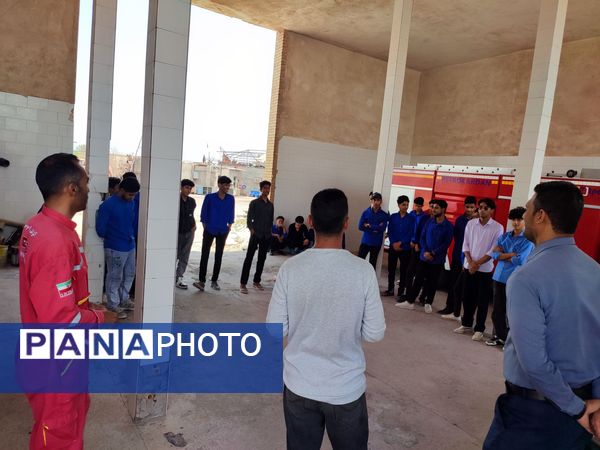 آشنایی با مشاغل در هفته مشاغل در حاجی‌‌‌آباد