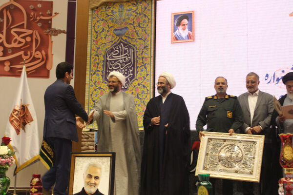 جلوه‌هایی از دومین دوره جشنواره روایت جهاد در قم -1
