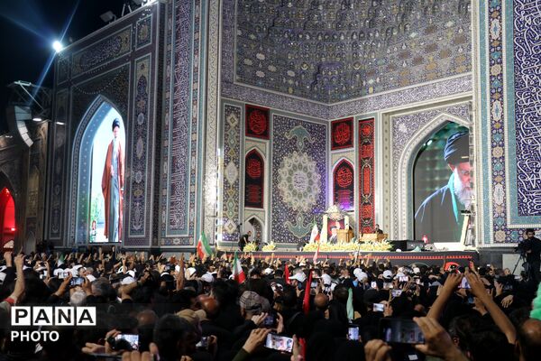 حرم امام رضا(ع) غرق در عطر اشک و بدرقه رهبر شهید