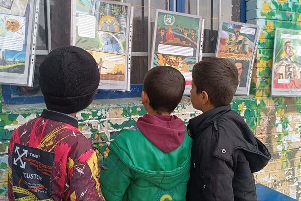 نمایشگاه ایرانمون در دبستان علی ابن ابی طالب 