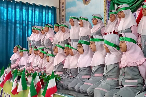 نوای زنگ انقلاب از مدرسه شهید سرافراز اسلامشهر برخاست