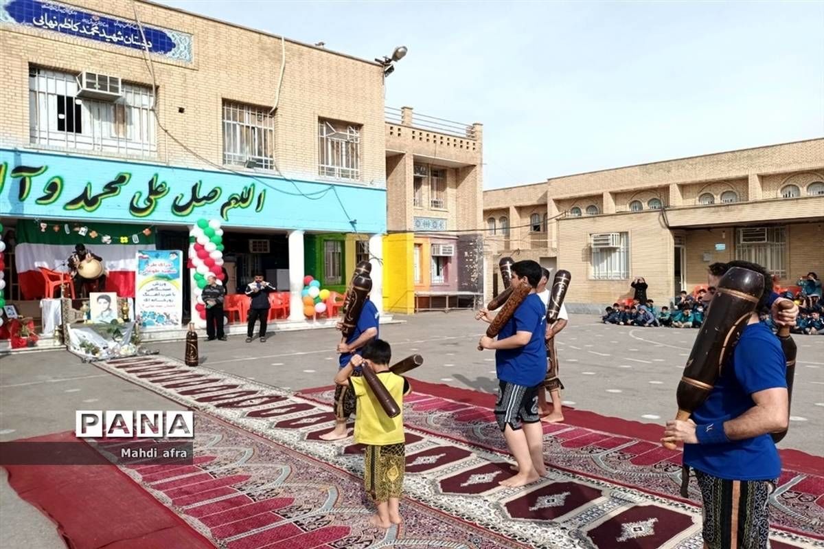 مدارس به پایگاه کشف و معرفی استعدادها در رشته زورخانه‌ای تبدیل شده است