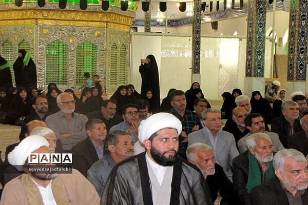 مراسم اهدا پرچم و کتیبه استان قدس رضوی به 30 هیت مذهبی استان