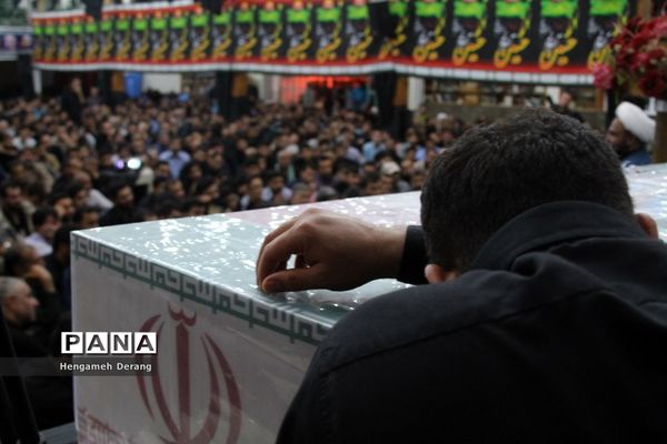 مراسم وداع با شهیدان مدافع حرم سید جلال حبیب‌الله‌پور و سید سجاد خلیلی