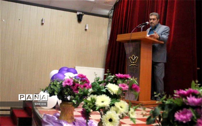 برگزاری آیین تجلیل از رتبه های برتر فرهنگی هنری در شهرری