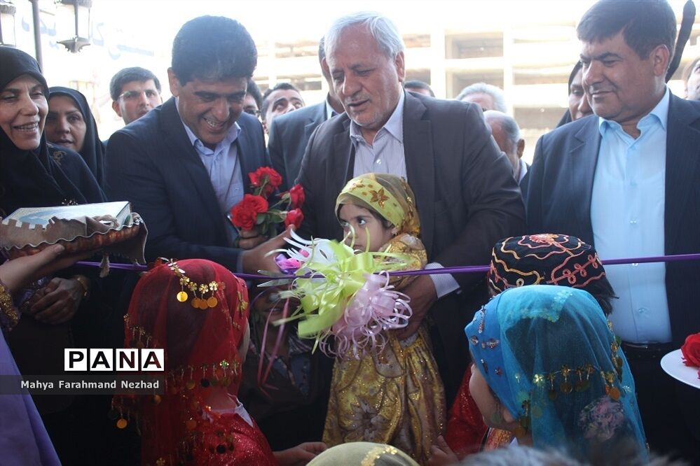 ششمین نمایشگاه صنایع روستایی شهرستان اسلامشهر