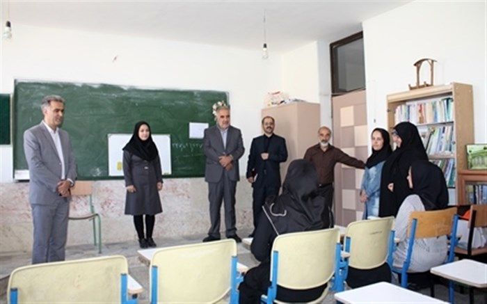 بازدید معاون آموزشی سازمان نهضت سواد آموزی کشوراز مراکز یادگیری محلی