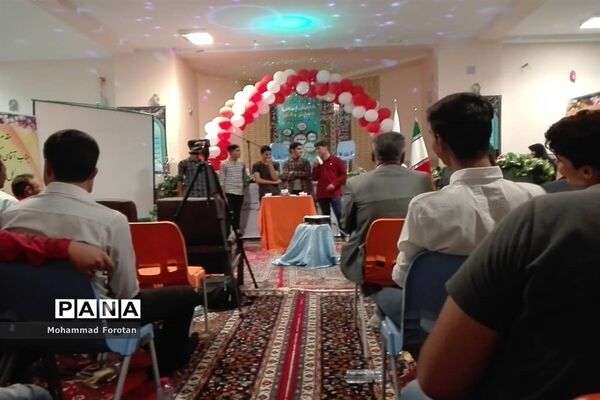 اولین اردوی آموزشی توجیهی همیاران مشاور پسر در استان فارس