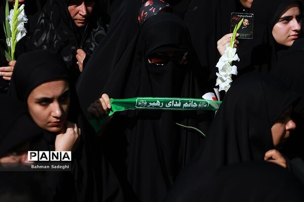 مراسم تشییع پیکرمطهر ۱۳۵شهید گمنام دفاع مقدس