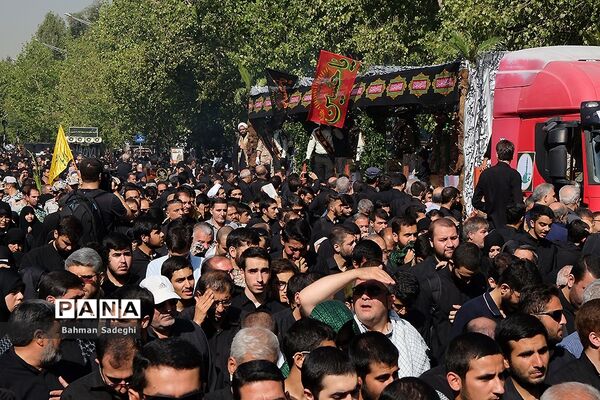 مراسم تشییع پیکرمطهر ۱۳۵شهید گمنام دفاع مقدس