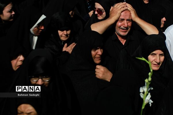 مراسم تشییع پیکرمطهر ۱۳۵شهید گمنام دفاع مقدس