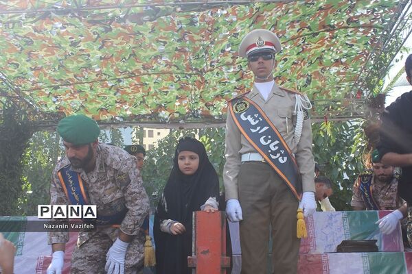 وداع باشکوه عزاداران حسینی با پیکر مطهر شهیدان هشت سال دفاع مقدس