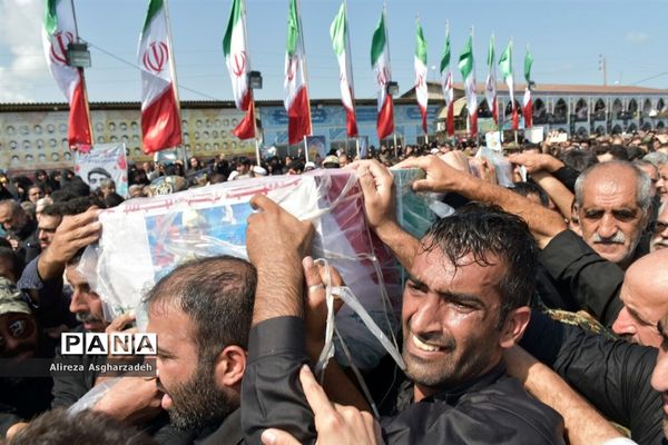 مراسم تشییع پیکر شهیدسید جلال حبیب‌اله‌پور