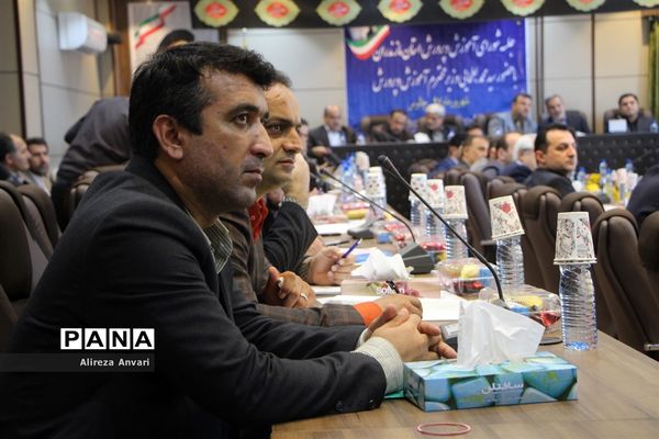 حضور وزیر آموزش‌وپرورش در جلسه شورای آموزش‌وپرورش مازندران