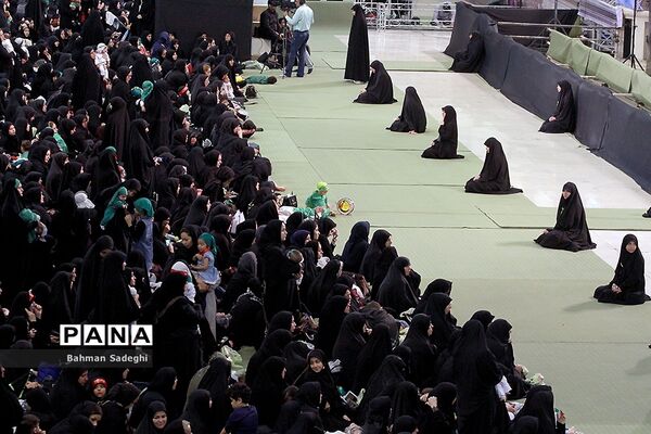 همایش شیرخوارگان حسینی در مصلی تهران