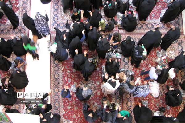 برگزاری همایش عظیم شیرخوارگان حسینی در حرم شاهچراغ(ع)