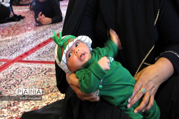 برگزاری همایش عظیم شیرخوارگان حسینی در حرم شاهچراغ(ع)