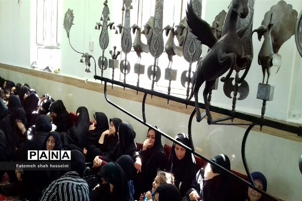 برگزاری مراسم  شیرخوارگان حسینی در شهرستان فیروزکوه