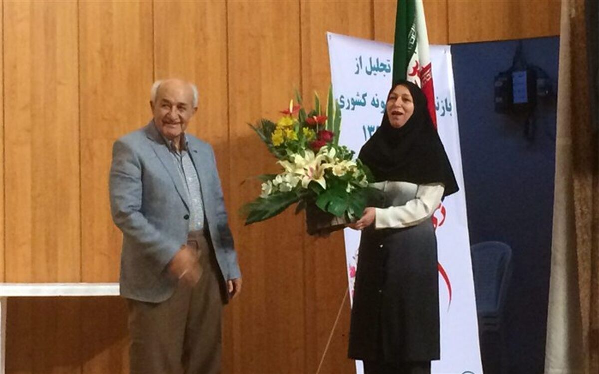 بازنشستگان نمونه از سوی صندوق بازنشستگی کشوری استان  قزوین تجلیل شدند