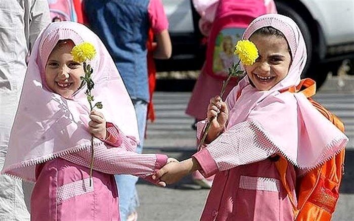 روز شکوفه ها در مدارس ابتدایی فارس برگزار می شود