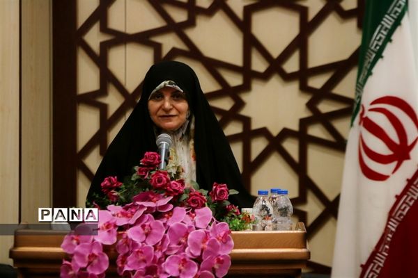 مراسم تجلیل از افتخار آفرین های کنکور 1397 و المپیاد های 2018