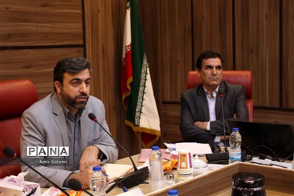 جلسه تشریح دستور العمل ساماندهی نیروی انسانی حوزه معاونت پرورشی و فرهنگی شهرستانهای استان تهران