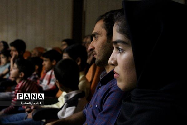 نمایش عروسکی ورود ممنوع  برگزار شد