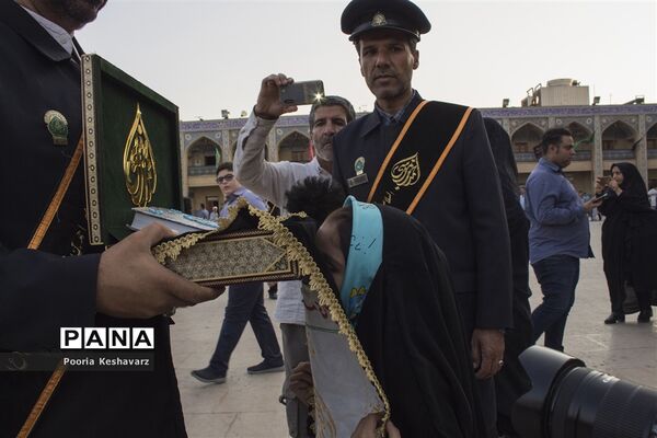 سیاهپوش شدن حرم مطهر شاهچراغ در شرف محرم