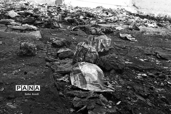 گله دار و سالن ورزشی سوخته