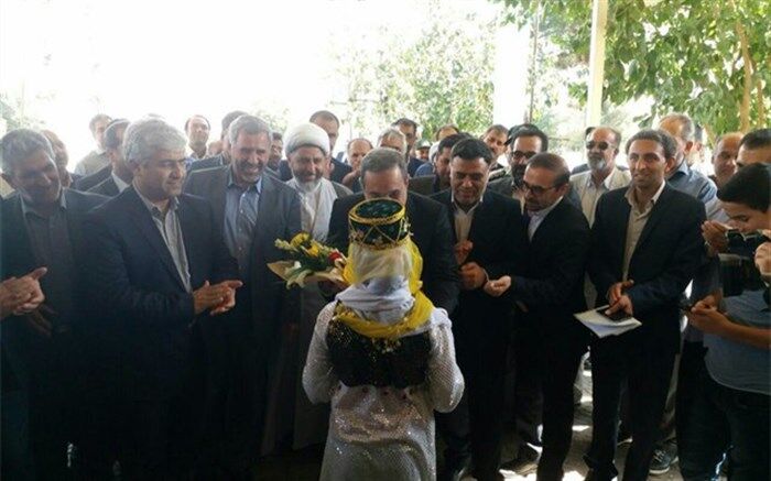 افتتاح یک مدرسه با حضور وزیر آموزش و پرورش در ایوانکی سمنان + تصویر
