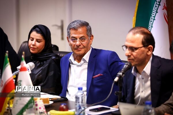 آیین امضای تفاهم نامه واگذاری اردوگاه دانش‌آموزی دکتر منصوری به سازمان دانش‌آموزی