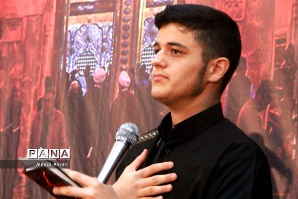 سوگواره دانش‌آموزی «احلی من العسل» در ساری