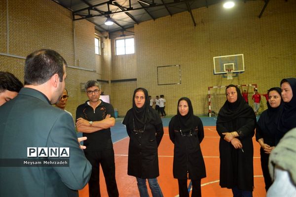 مسابقات هفت سنگ استان بوشهر